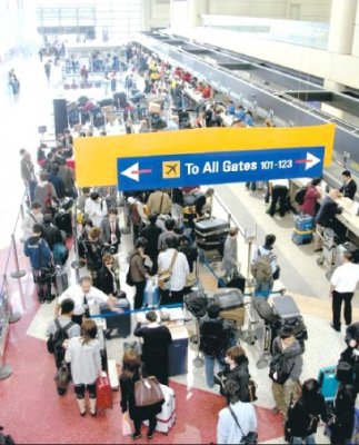 Doar aeroportul din Constanţa a rămas deschis pentru Ryanair